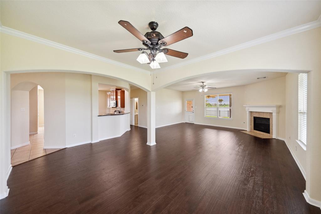 8815 E Windhaven Terrace Trail, Cypress, Texas image 11