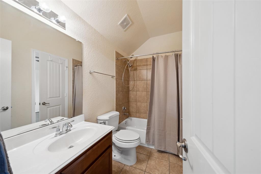 8815 E Windhaven Terrace Trail, Cypress, Texas image 28