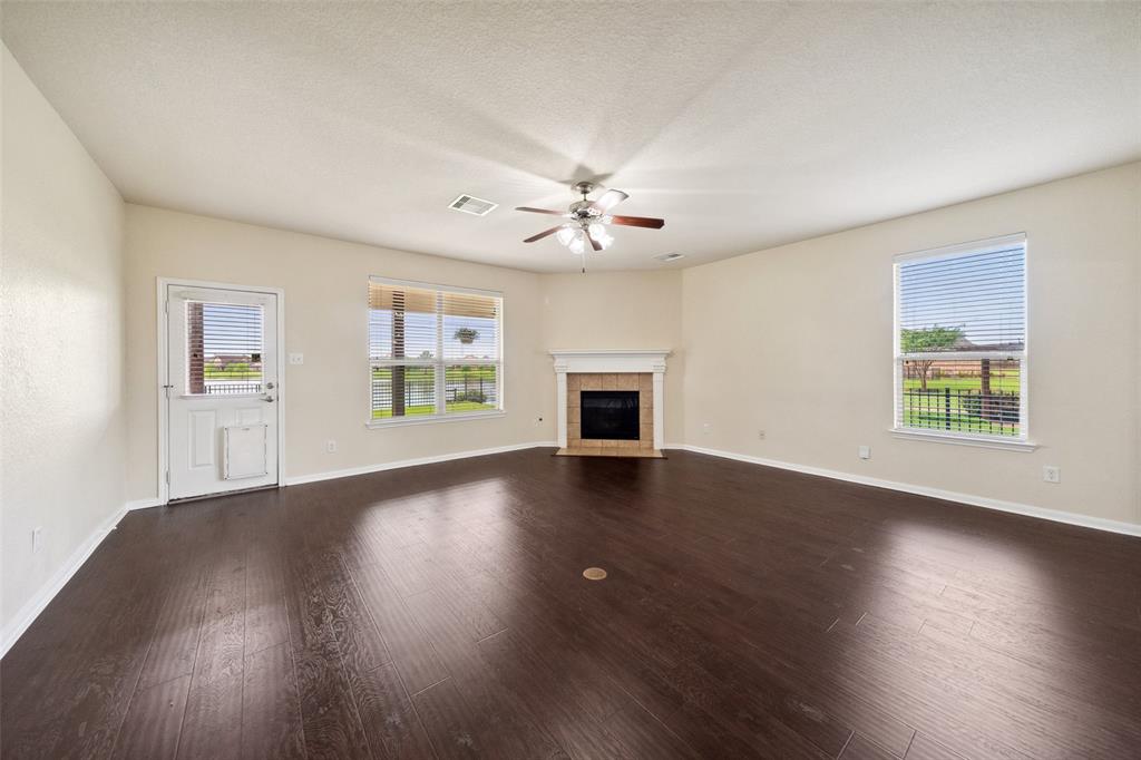 8815 E Windhaven Terrace Trail, Cypress, Texas image 8