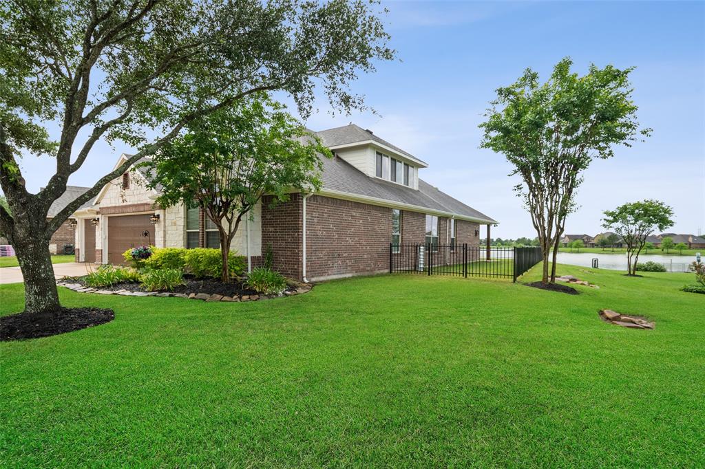 8815 E Windhaven Terrace Trail, Cypress, Texas image 48