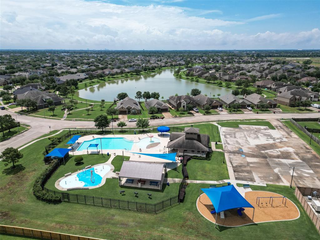 8815 E Windhaven Terrace Trail, Cypress, Texas image 45