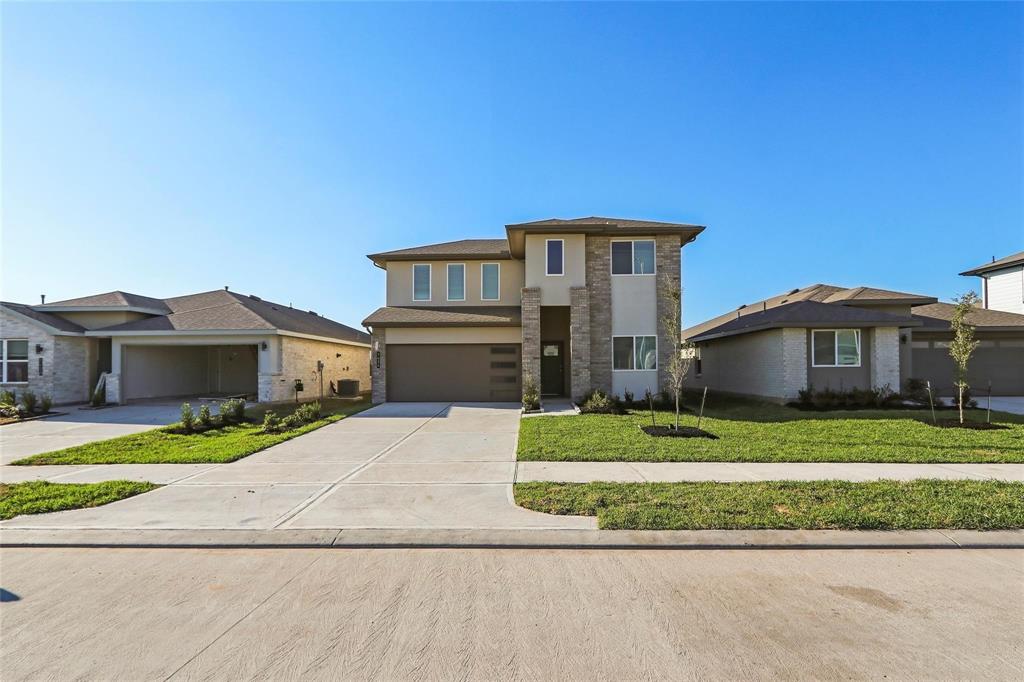 7434 Rivercane Shore Lane, Richmond, Texas image 1