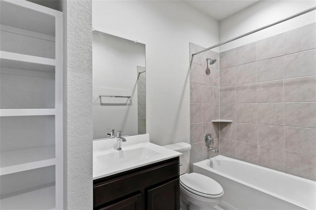 7434 Rivercane Shore Lane, Richmond, Texas image 26