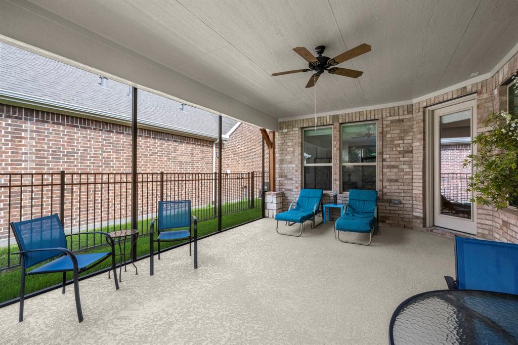 12117 Creekside Villas Court, Conroe, Texas image 24