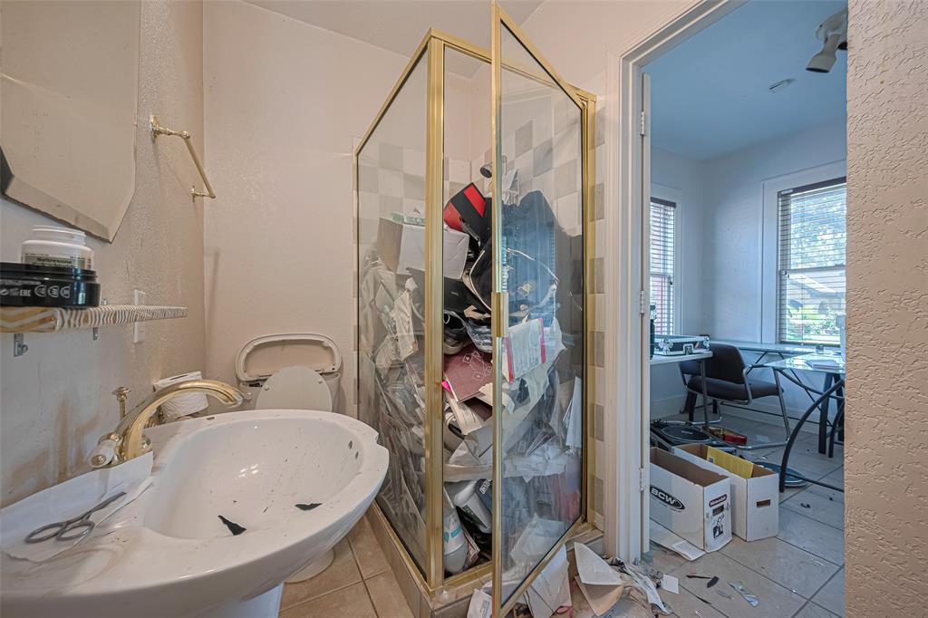 7305 Walker Street, Houston, Texas image 19