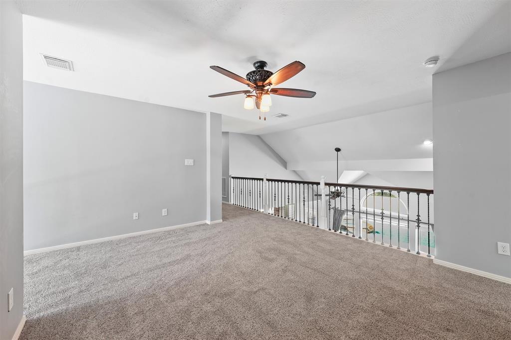 5015 Cottage Glen Court, Kingwood, Texas image 31