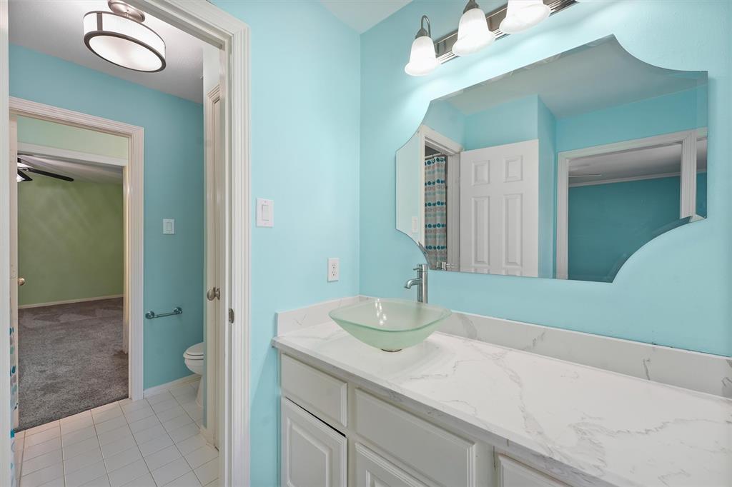 5015 Cottage Glen Court, Kingwood, Texas image 33