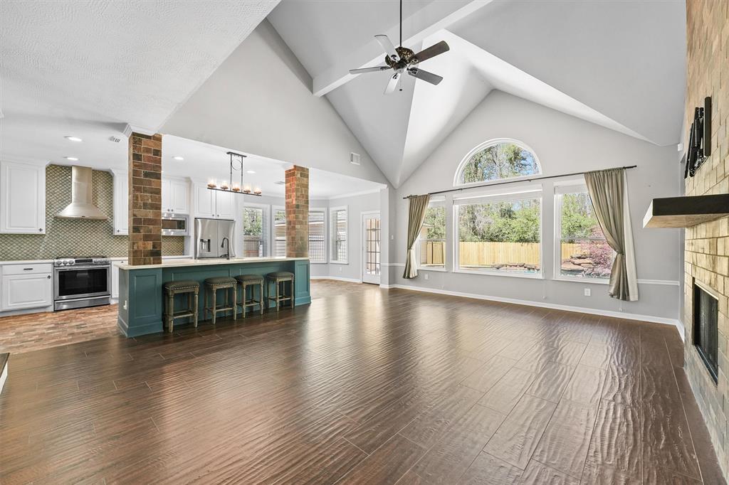 5015 Cottage Glen Court, Kingwood, Texas image 12