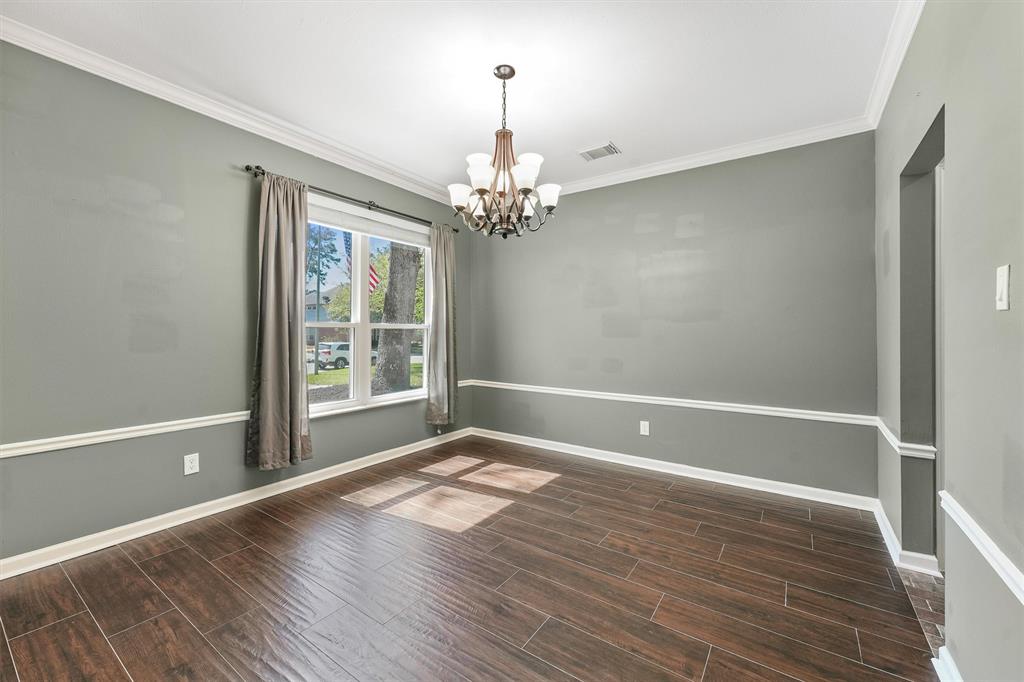 5015 Cottage Glen Court, Kingwood, Texas image 5