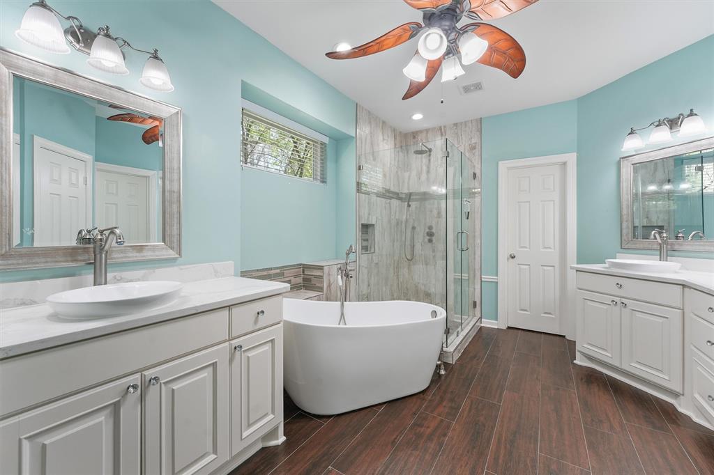 5015 Cottage Glen Court, Kingwood, Texas image 24