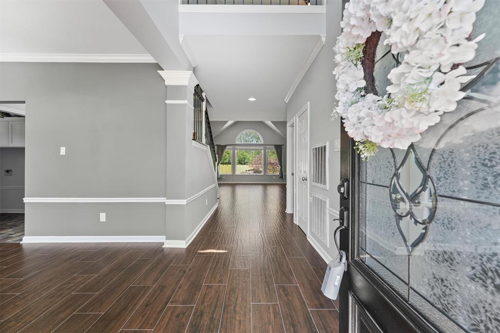 5015 Cottage Glen Court, Kingwood, Texas image 4