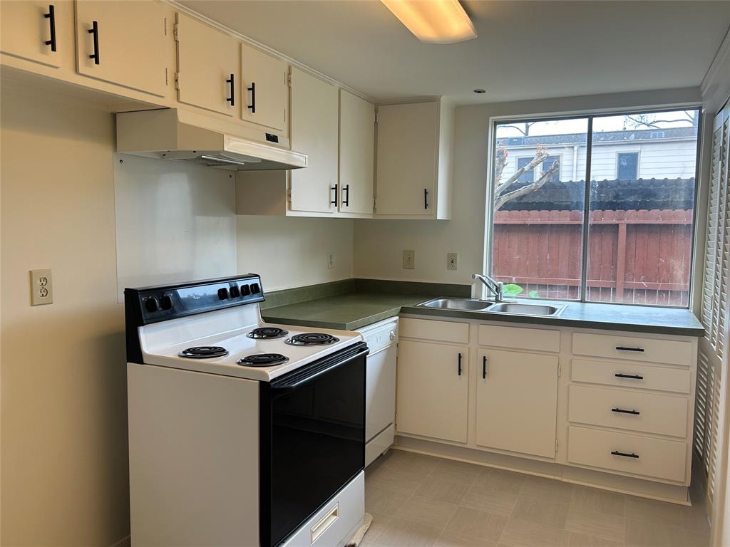 850 Threadneedle Street #71, Houston, Texas image 8