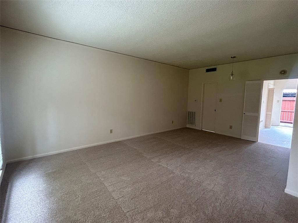 850 Threadneedle Street #71, Houston, Texas image 20