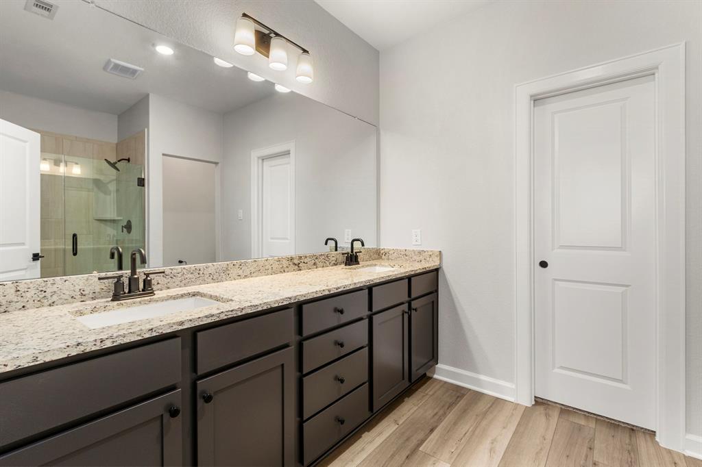 3202 Bolt Rope Drive, Texas City, Texas image 10