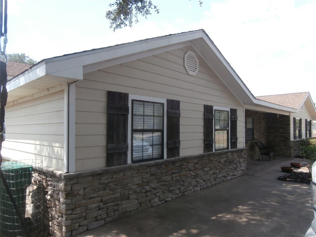 592 Patna Drive, Beaumont, Texas image 3