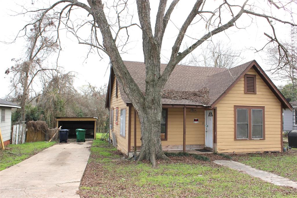 1004 Barnhill Street, Brenham, Texas image 1