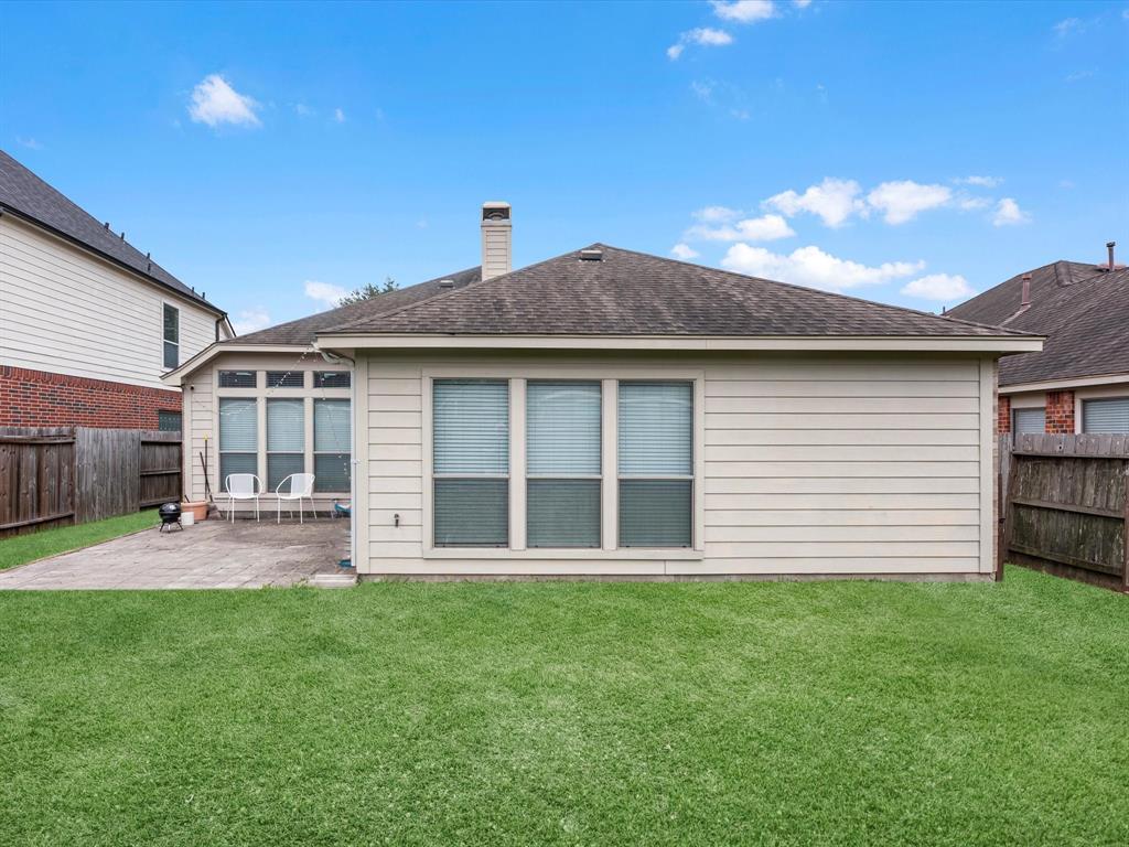 2042 Shore Breeze Drive, Pearland, Texas image 26