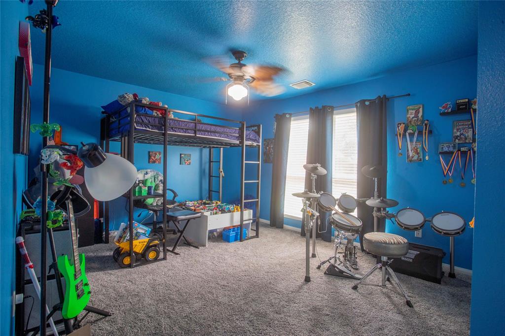 210 S Wharton Street, Louise, Texas image 7
