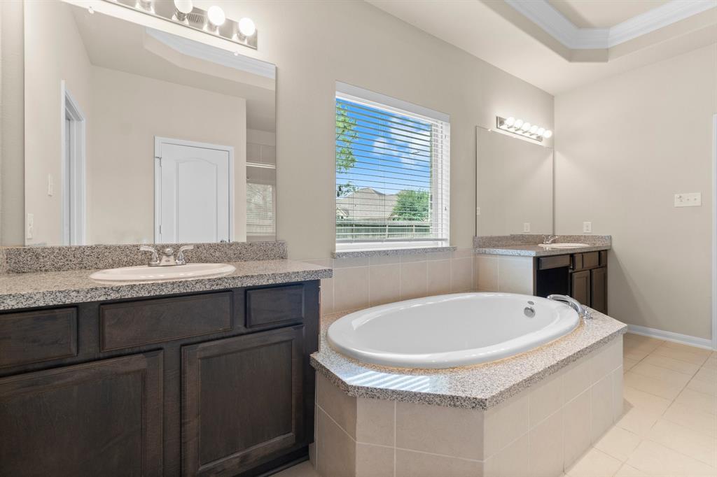 27303 Balson Forest Lane, Spring, Texas image 21
