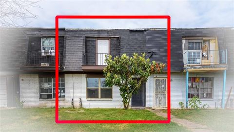 Photo of 12044 Beechnut Street, Houston, TX 77072 (MLS # 11876522)