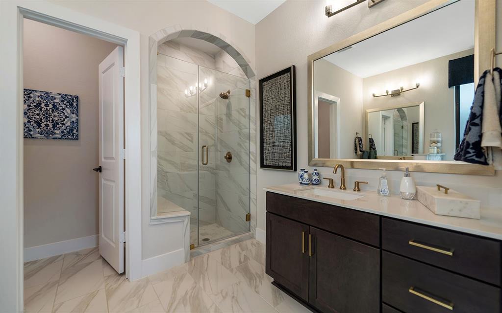 3610 Compass Pointe Court, Angleton, Texas image 18