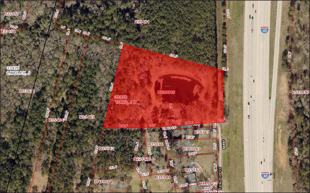 15674 Shatterway Lane, Willis, Texas image 11