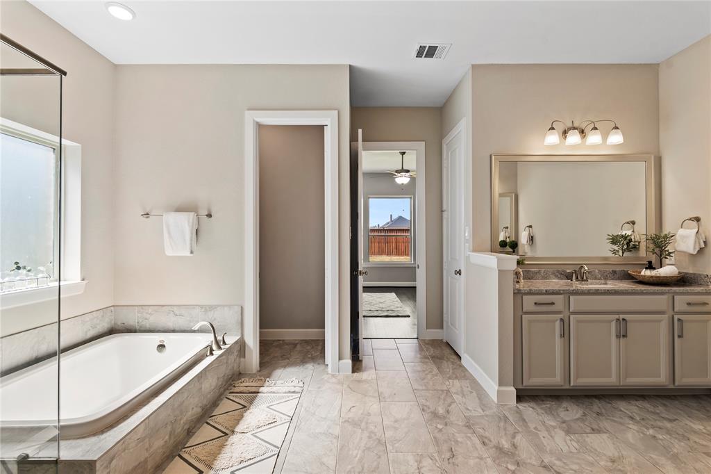 11627 Whitewave Bend Court, Cypress, Texas image 28