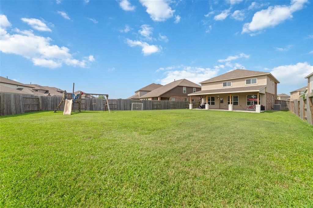 15315 Kinord Run Drive, Humble, Texas image 8