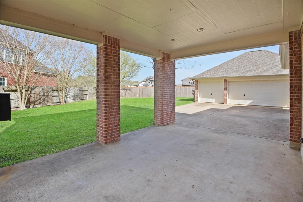 12122 Cypress Creek Lakes Drive, Cypress, Texas image 30
