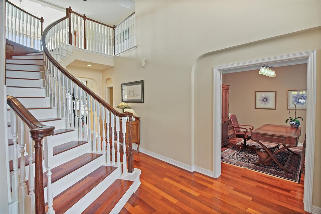 12122 Cypress Creek Lakes Drive, Cypress, Texas image 3
