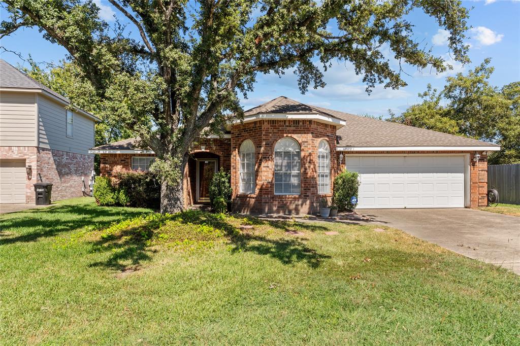 10926 Sharon Circle, Montgomery, Texas image 1