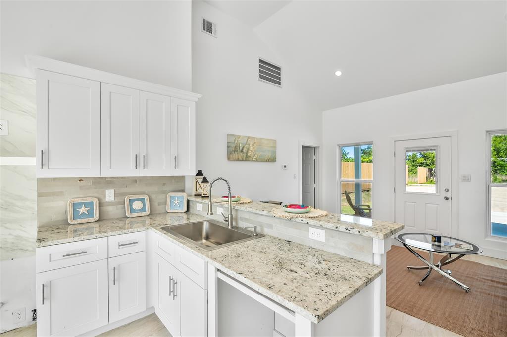 502 Jenni Lane, San Leon, Texas image 10