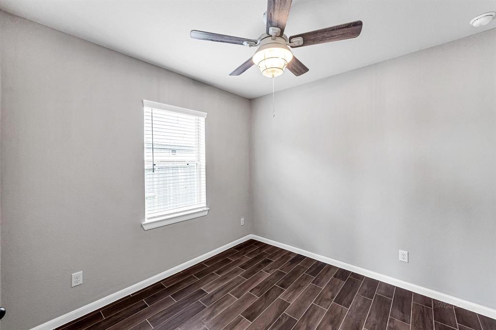 2410 Blazing Star Drive, Brookshire, Texas image 25