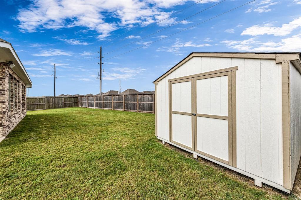 2410 Blazing Star Drive, Brookshire, Texas image 34