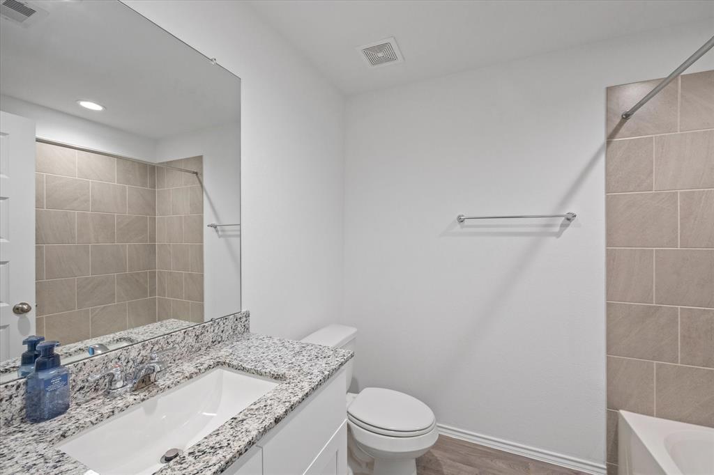 2205 Laurel Bloom Ln Ln, Sealy, Texas image 12