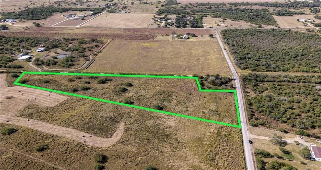 000 Burroughsville Road, Victoria, Texas image 2