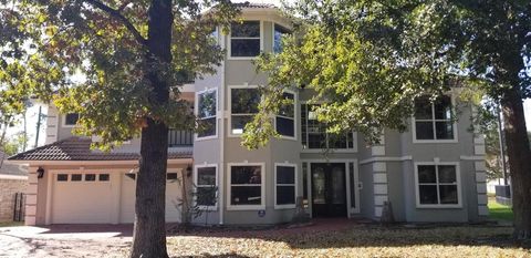12523 Lakeview Drive Montgomery TX 77356