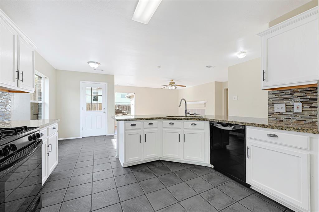 4814 Winding Timbers Court, Humble, Texas image 11
