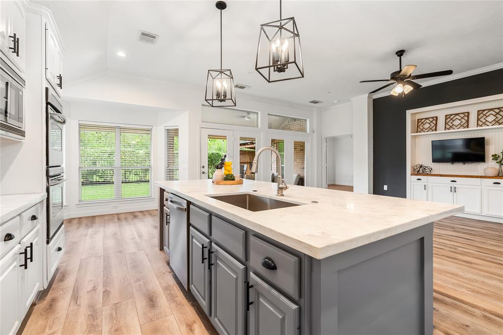 2534 Princeton Drive, Pearland, Texas image 19