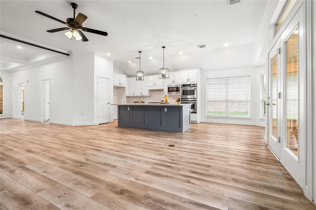 2534 Princeton Drive, Pearland, Texas image 11