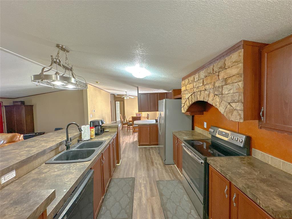 17109 Mclean Road, Pearland, Texas image 7