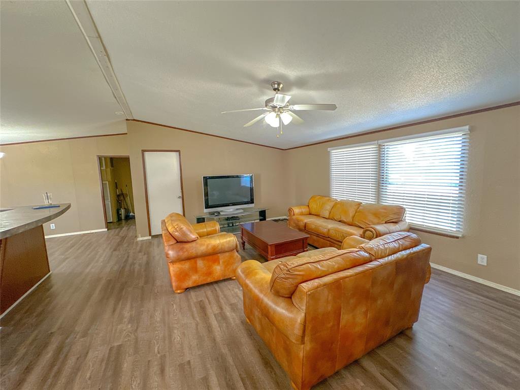 17109 Mclean Road, Pearland, Texas image 5