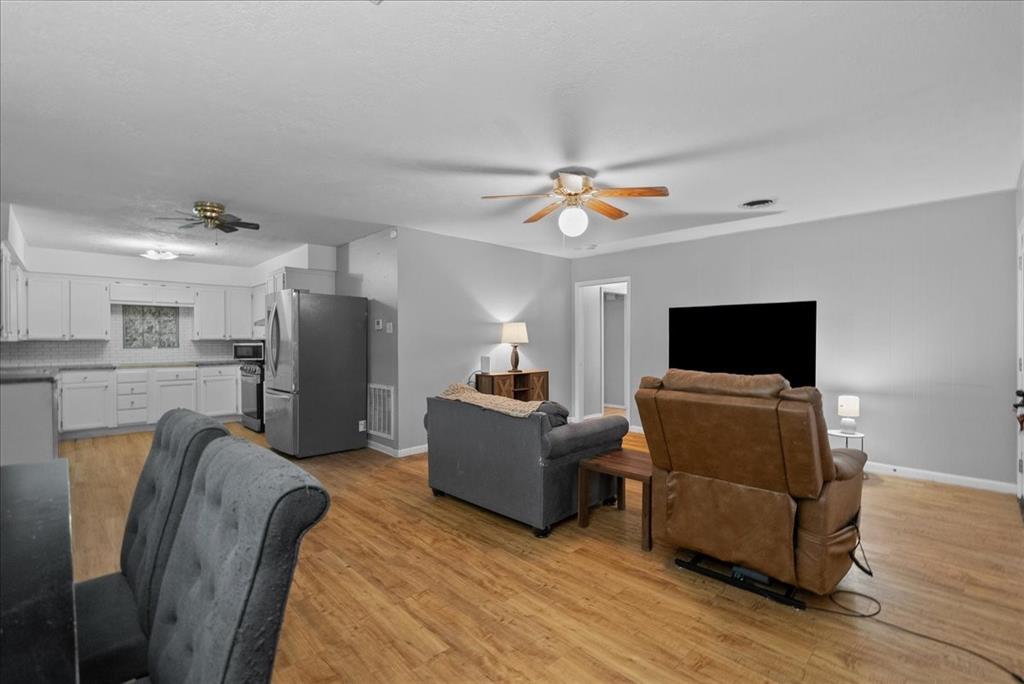 4205 Baron Lane, Deer Park, Texas image 10