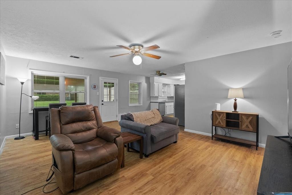 4205 Baron Lane, Deer Park, Texas image 11