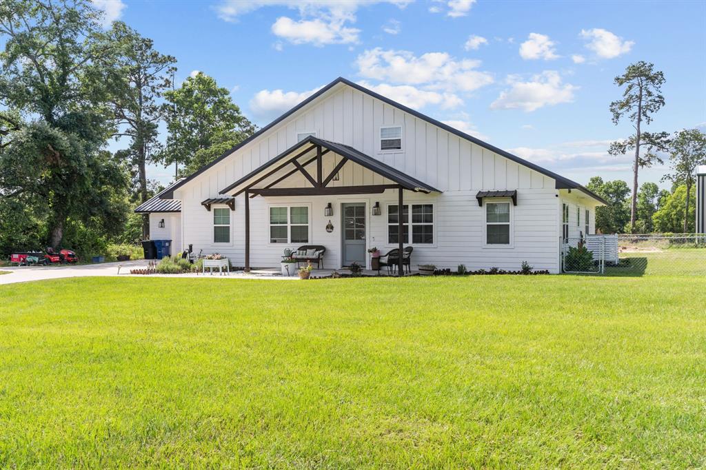 50 Berry Street, Coldspring, Texas image 1