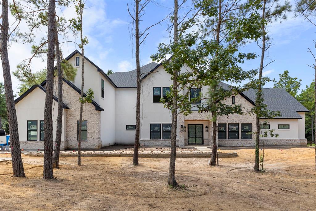7725 Dog Wood Acres Drive
