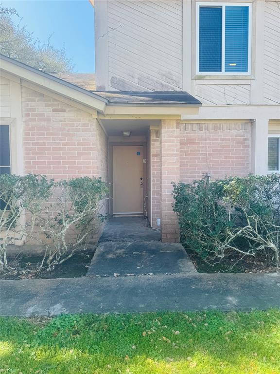 1911 Country Village Boulevard #B, Humble, Texas image 3