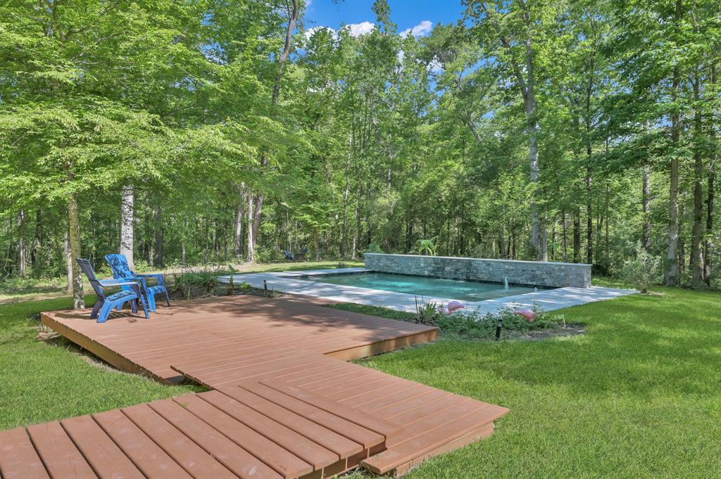 17135 Peach Creek Drive, Conroe, Texas image 18