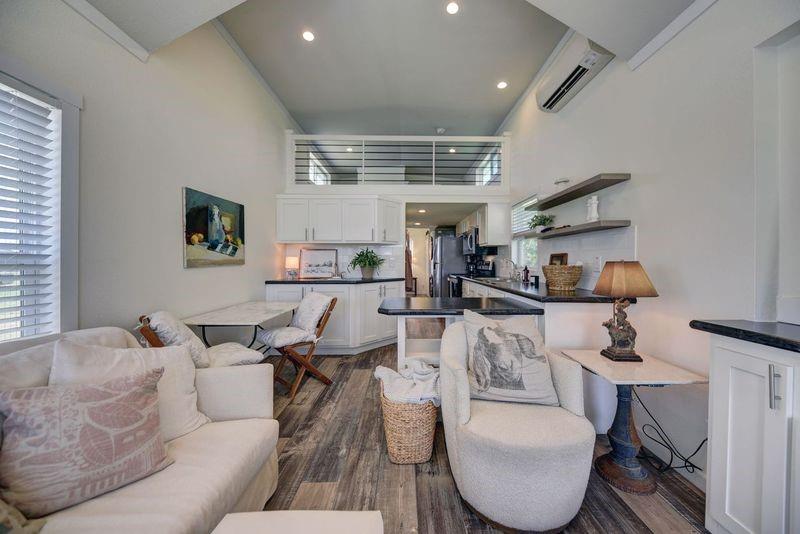 440 Celebration St, Carmine, Texas image 3