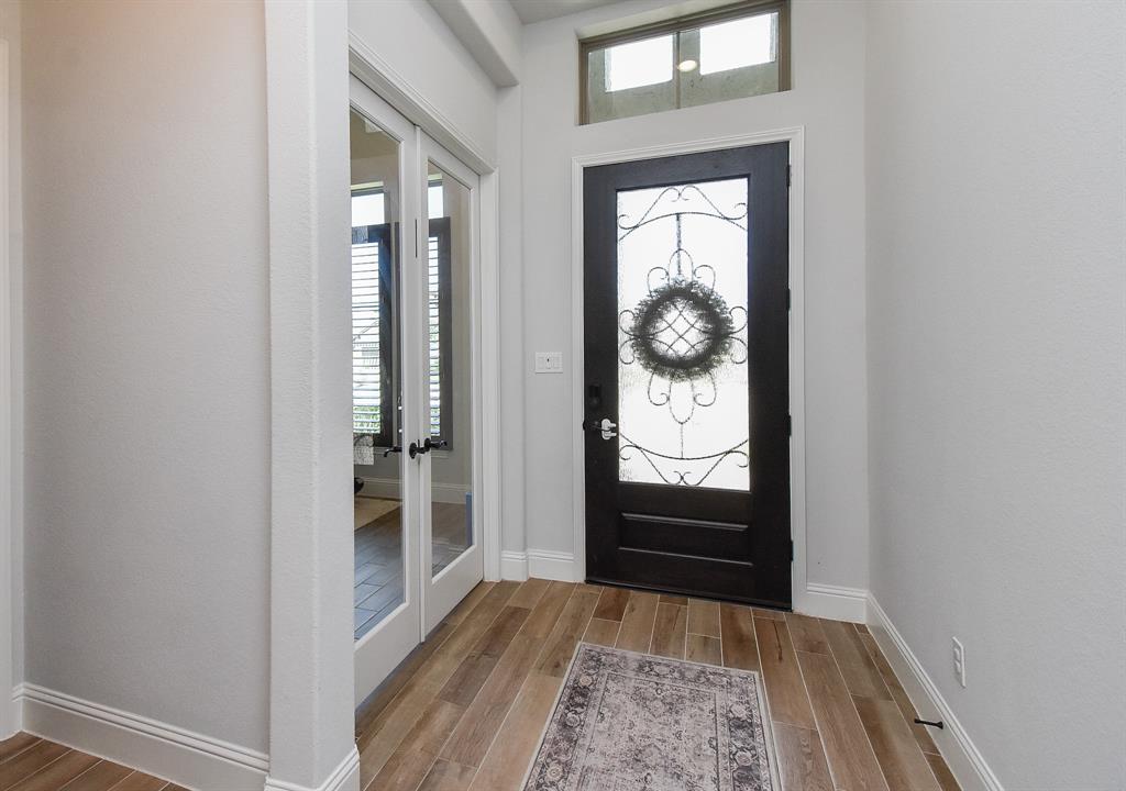 1907 Creekwood Cove